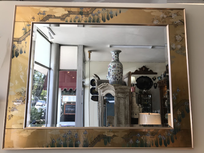 Clutter Antiques — Antique store